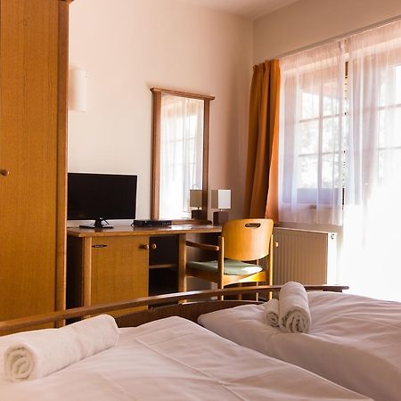 M1 Szeker Csarda Hotel Es Etterem Obarok Εξωτερικό φωτογραφία